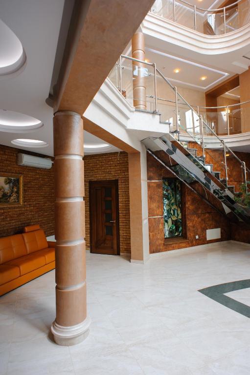 Karpaty Hotel Khust Eksteriør bilde